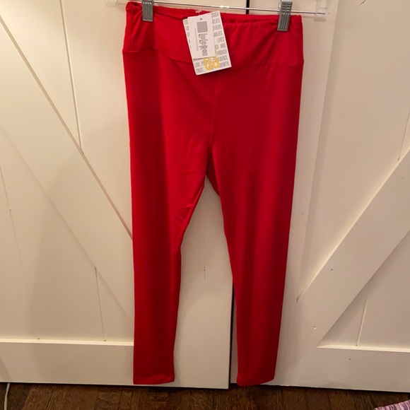 LuLaRoe Pants - Never worn LuLaRoe “one size” (size 2-10) buttery soft leggings